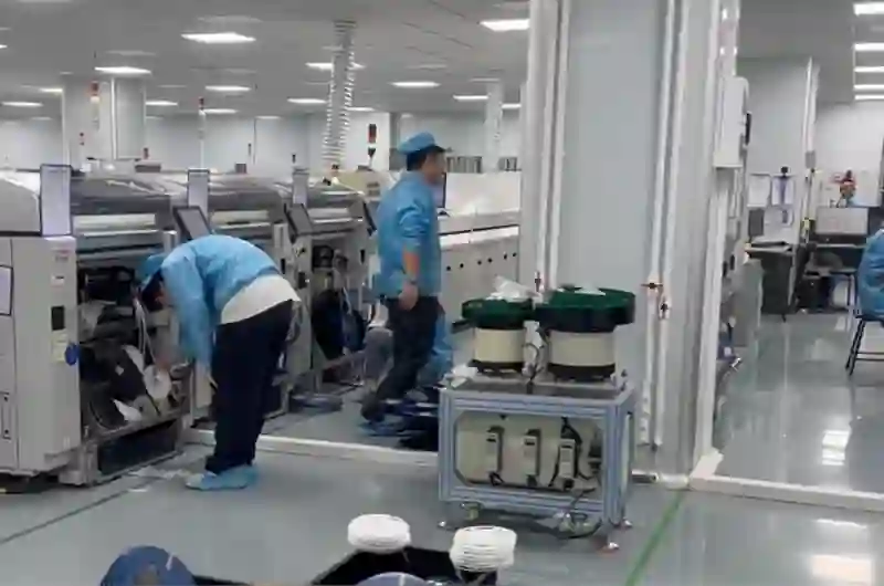 On-site training at an automotive electronics plant
